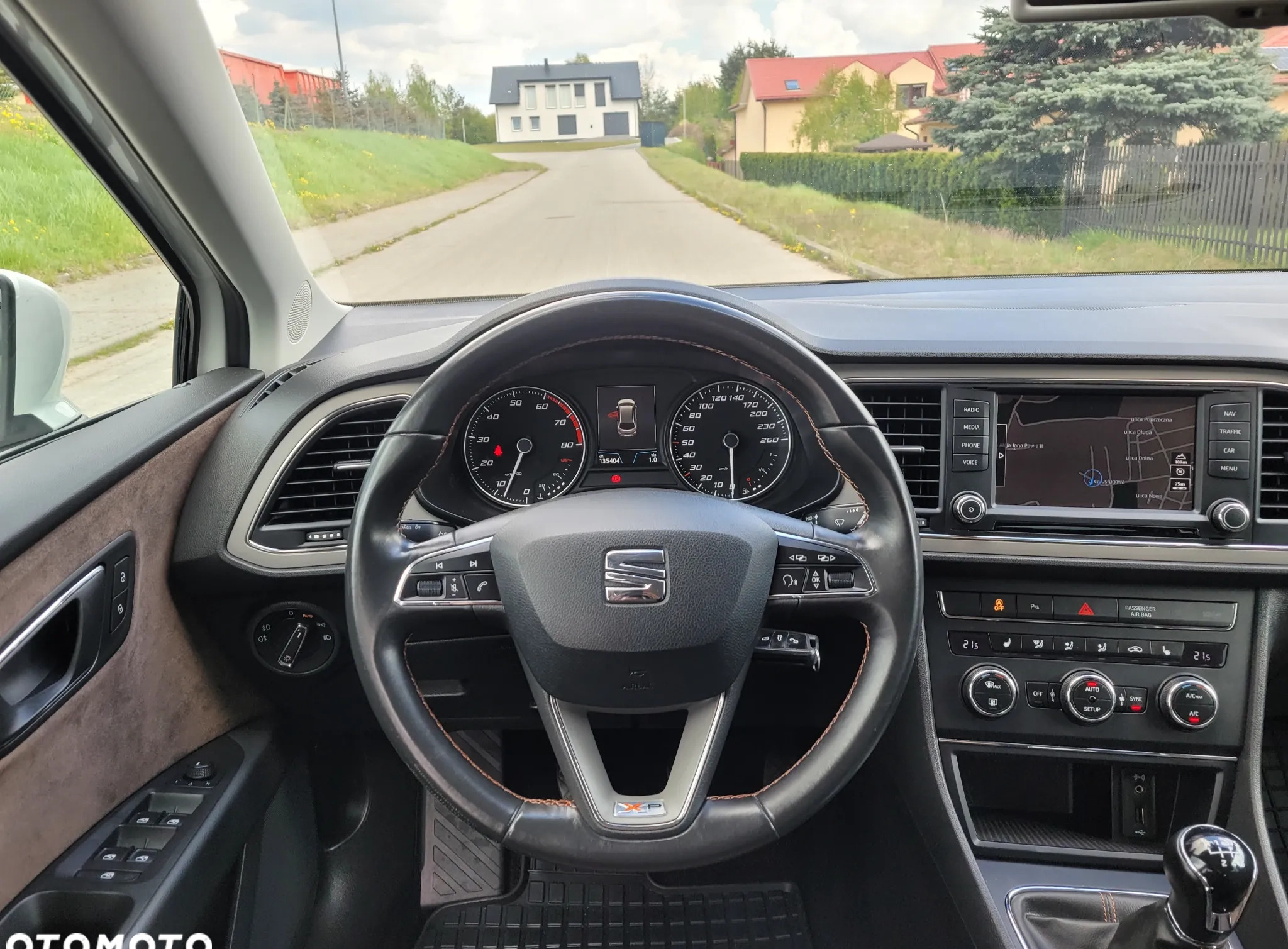 Seat Leon cena 58800 przebieg: 135404, rok produkcji 2015 z Iława małe 781